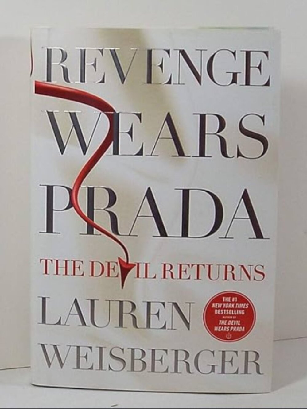 🍍 Book: Revenge Wears Prada by Lauren Weisberger (Hardcover)